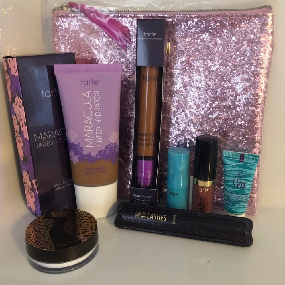 Tarte hydrator in deep sand and wand in ablaze